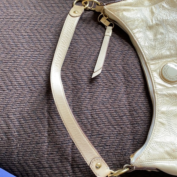 Cream/ivory colored authentic coach purse. - Picture 14 of 17